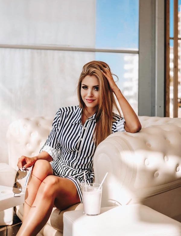 Yulia Romanova 12B e1503683145637 Yulia Romanova: Cuando estás en el escenario debes ser una diosa