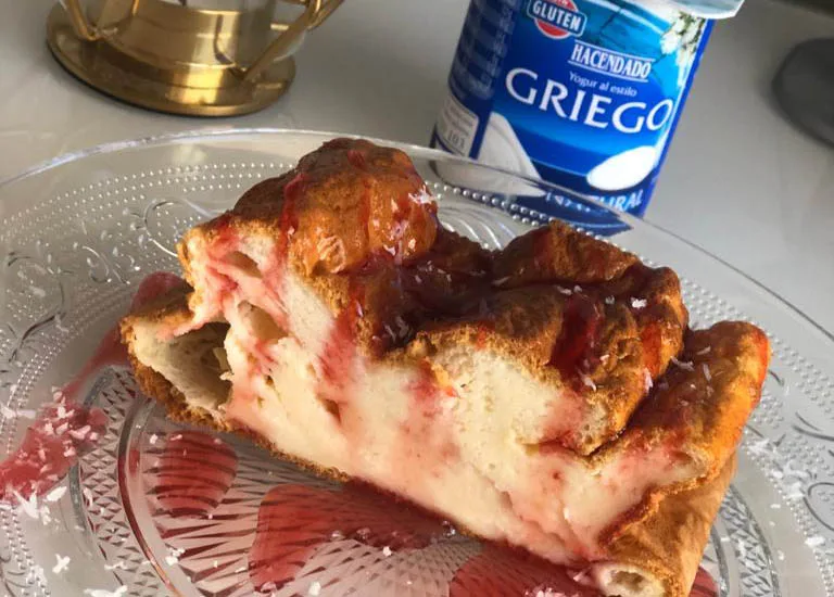 Tarta de yogur griego fit